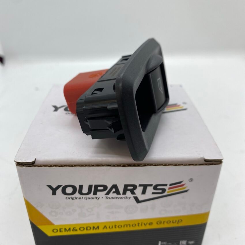 BOUTON VITRE DEROIT FIESTA 09+...8A6T14529AB