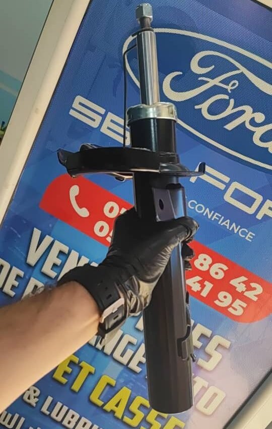 AMORTISSEUR AVANT FOCUS 06+