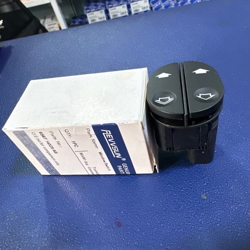 BOUTON VITRE GOUCH  FUSION CONNECT TRAN...2S6T14529AB